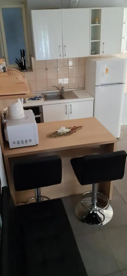 Cozy Apartment Mihaela With Balcony, Near Park Marjan & Old Town - Quiet Neighborhood Σπλιτ