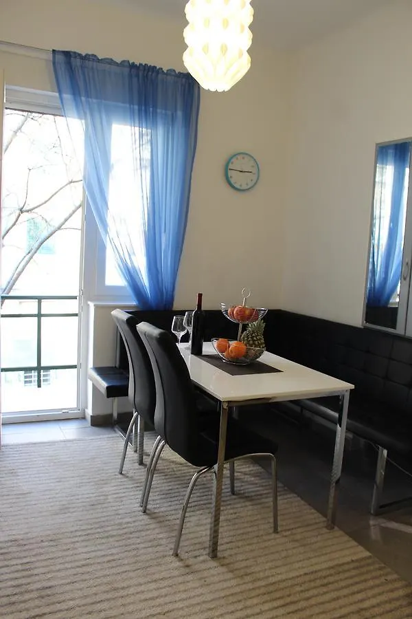 Cozy Apartment Mihaela With Balcony, Near Park Marjan & Old Town - Quiet Neighborhood Σπλιτ 0*,  Κροατία